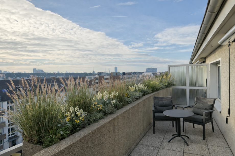 Dachterrasse mit Weitblick Dachgeschosswohnung D�sseldorf