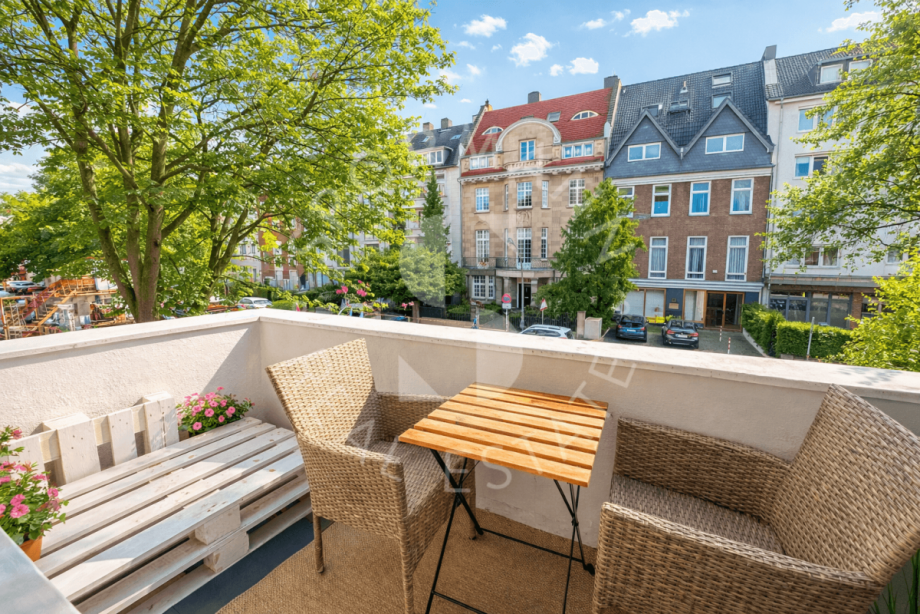 sonniger Balkon Etagenwohnung D�sseldorf