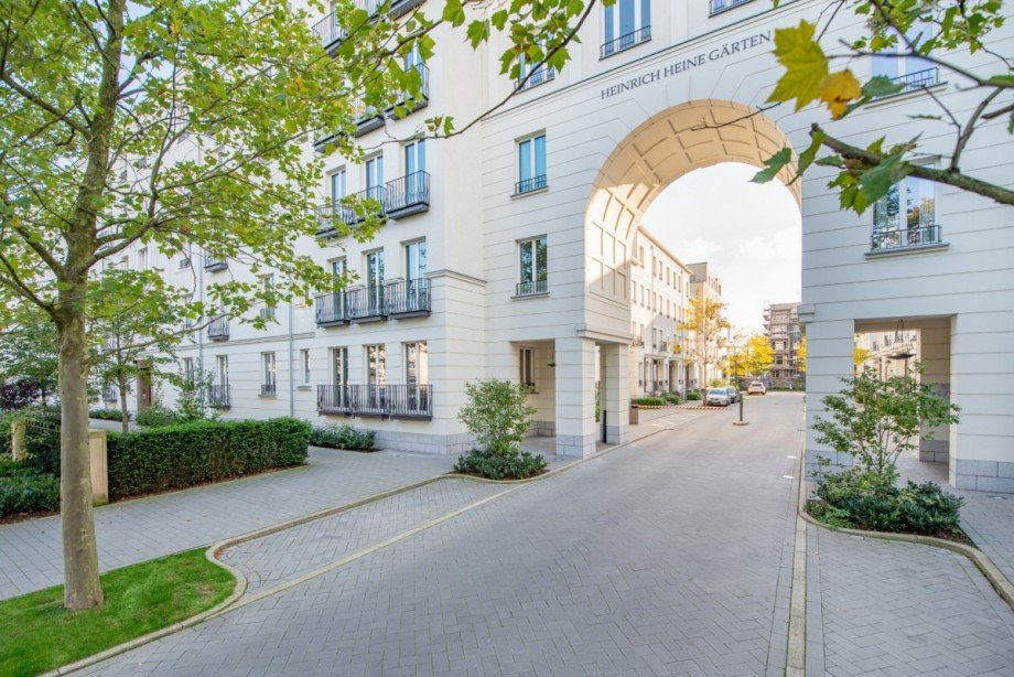 Portal der Heinrich-Heine-G�rten Maisonettewohnung D�sseldorf