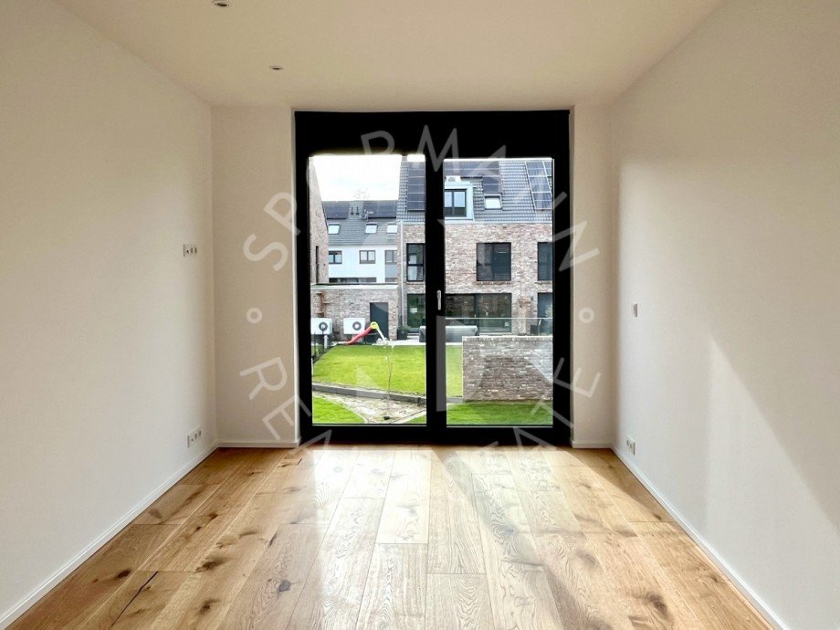 Kinderzimmer 2 Doppelhaush�lfte D�sseldorf
