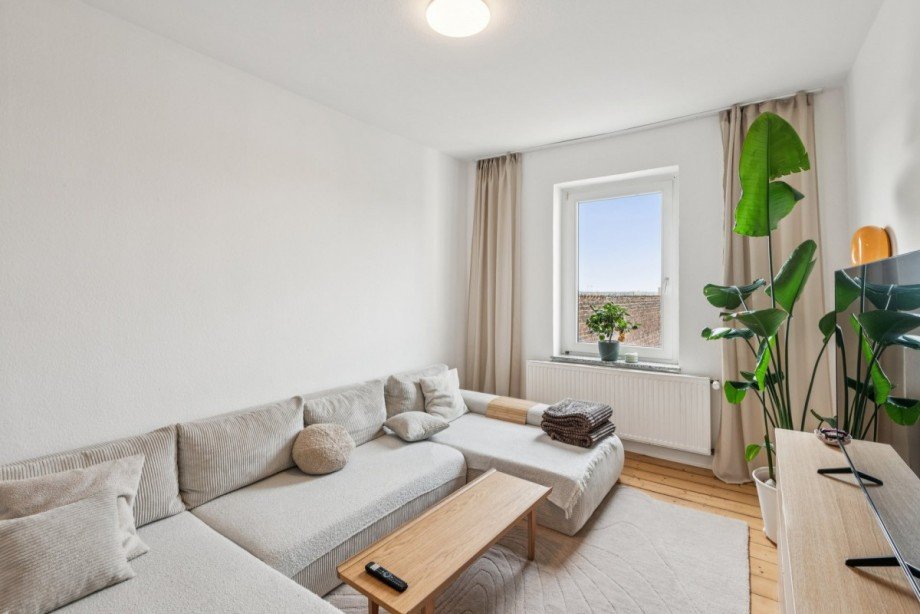 Einliegerwohnung - Wohnzimmer Maisonettewohnung D�sseldorf