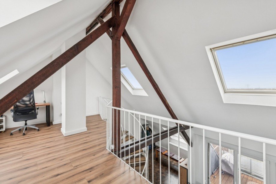 Empore / Arbeitsbereich Maisonettewohnung D�sseldorf
