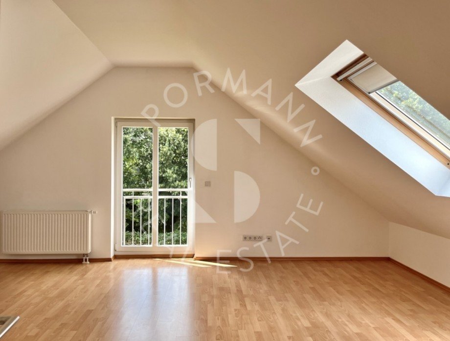 Zimmer Dachgeschoss Einfamilienhaus D�sseldorf