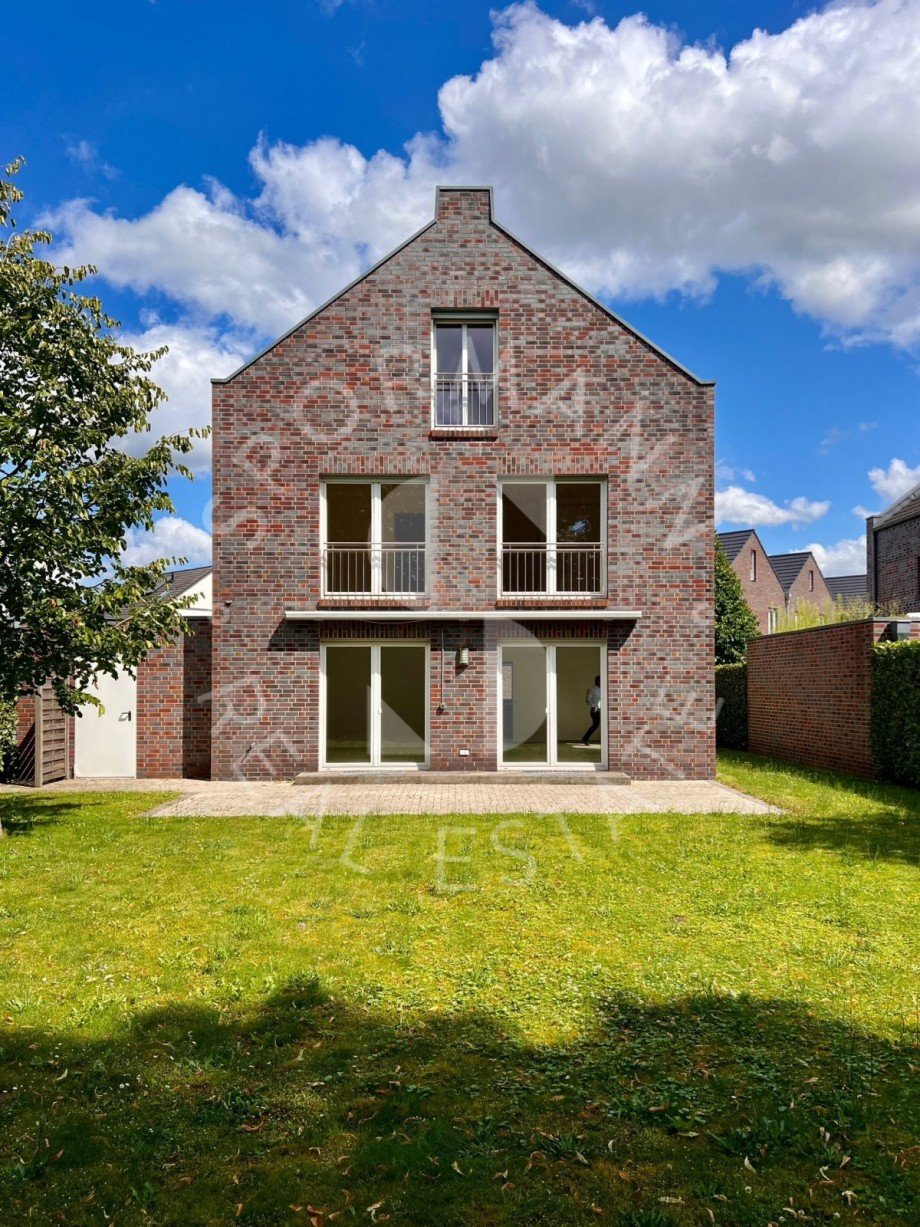 R�ckansicht Einfamilienhaus D�sseldorf