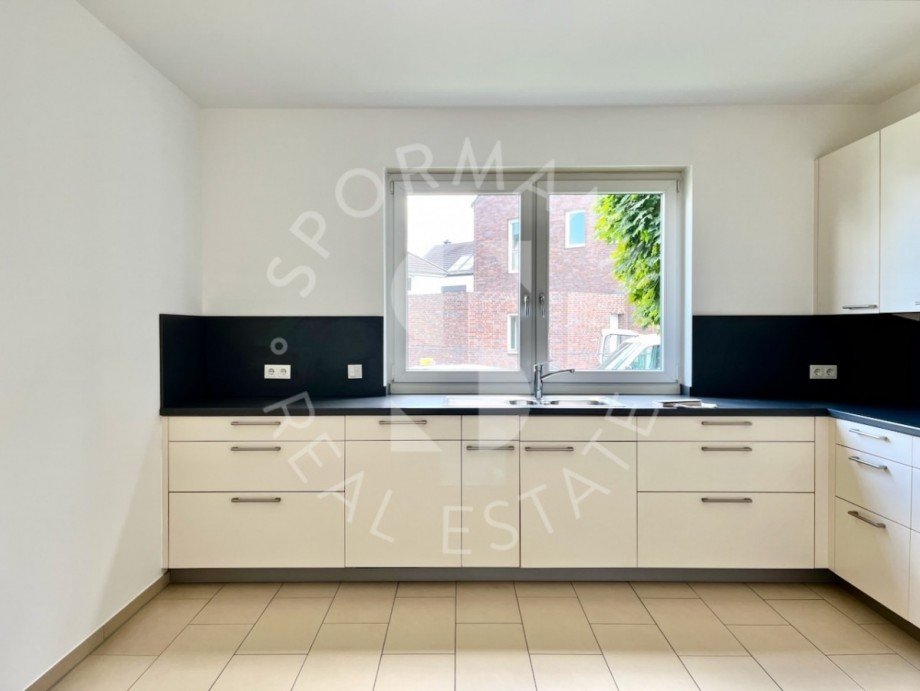 Enbauk�che Einfamilienhaus D�sseldorf