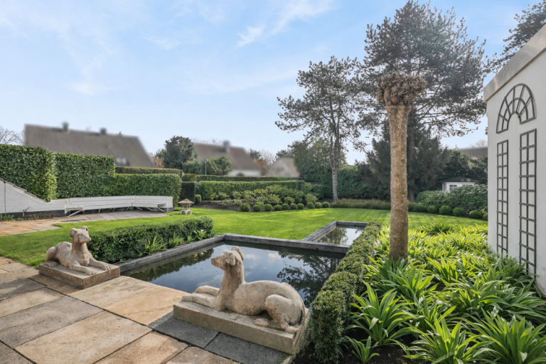 Gartenidylle mit herrlichem Teich D�sseldorf - D�sseldorf - Stockum Einfamilienhaus Exklusives Einfamilienhaus im begehrten Dichterviertel - gro�z�giges Eckgrundst�ck mit S�dgarten