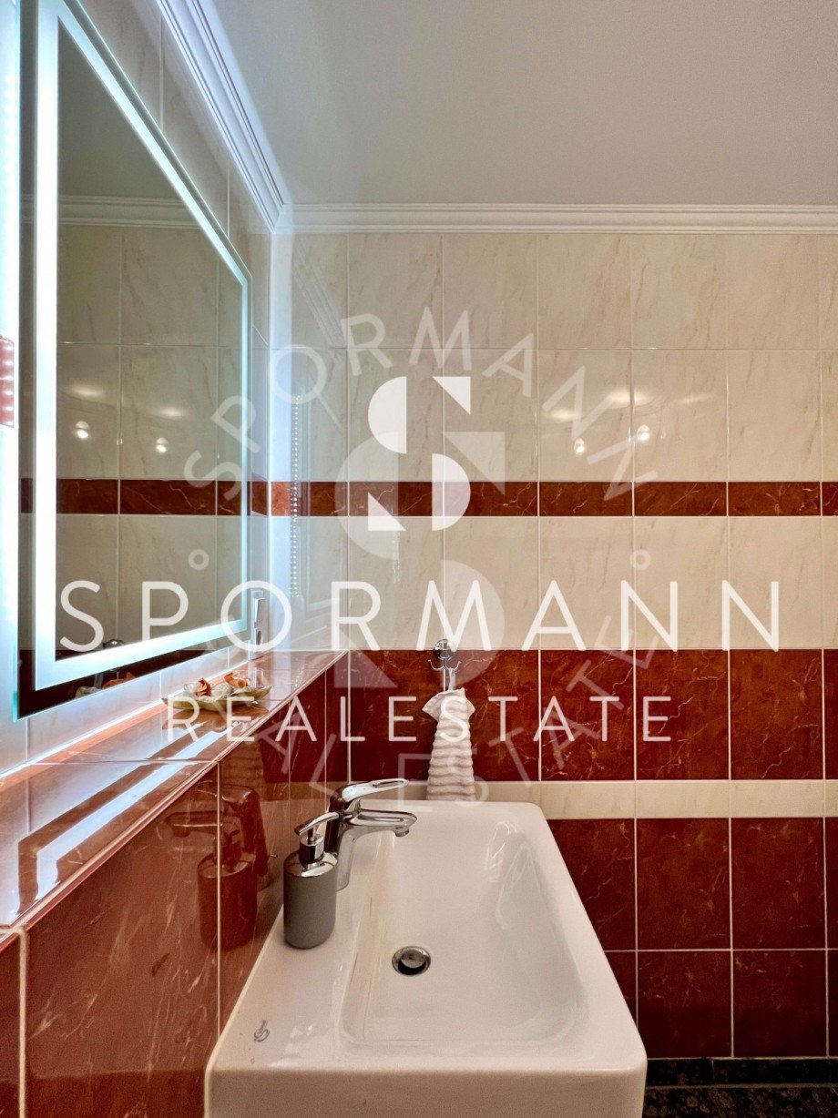 G�ste-WC Maisonettewohnung D�sseldorf