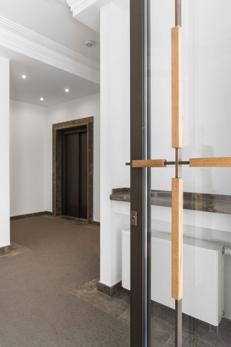 repr�sentativer Eingangsbereich Etagenwohnung D�sseldorf