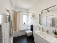 Bild (47c4b559b8981c273eb3b26c93b299fb): Stilvoll & lichtverw�hnt - Frei werdende Altbauwohnung im Zooviertel mit Parkett & Balkon!