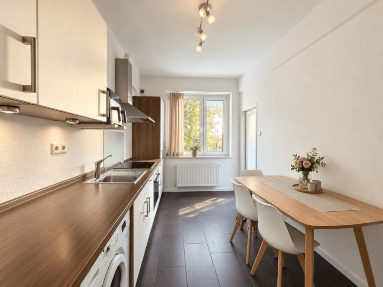 Wohnk�che mit Essplatz D�sseldorf - D�sseldorf - Friedrichstadt Etagenwohnung Kapitalanlage mit Perspektive: Vermietete 2-Zimmer-Wohnung in sehr guter Lage