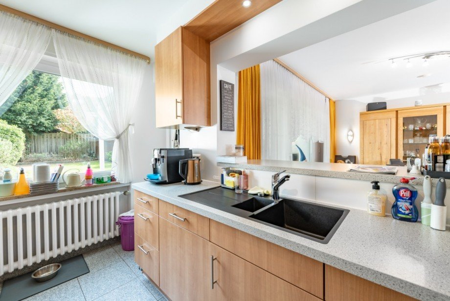 Kumit Einbauku Reihenmittelhaus D�sseldorf