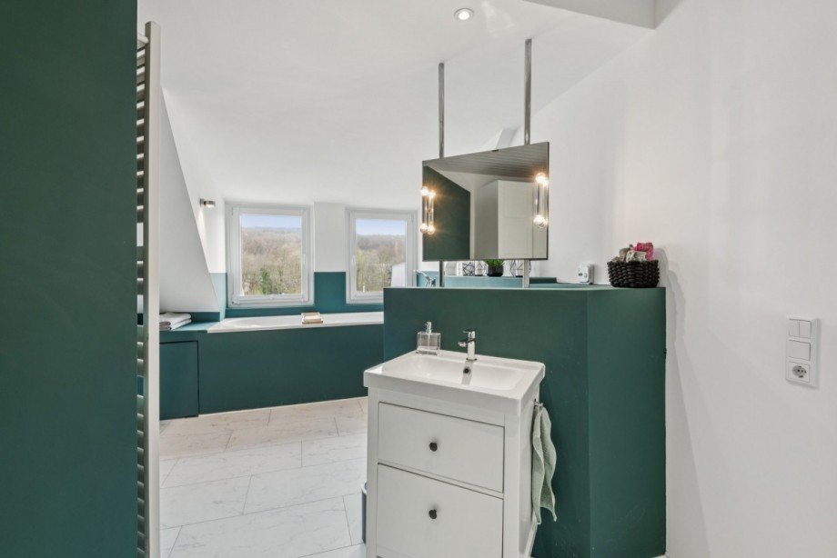 Modernes Dusch- und Wannenbad Maisonettewohnung D�sseldorf