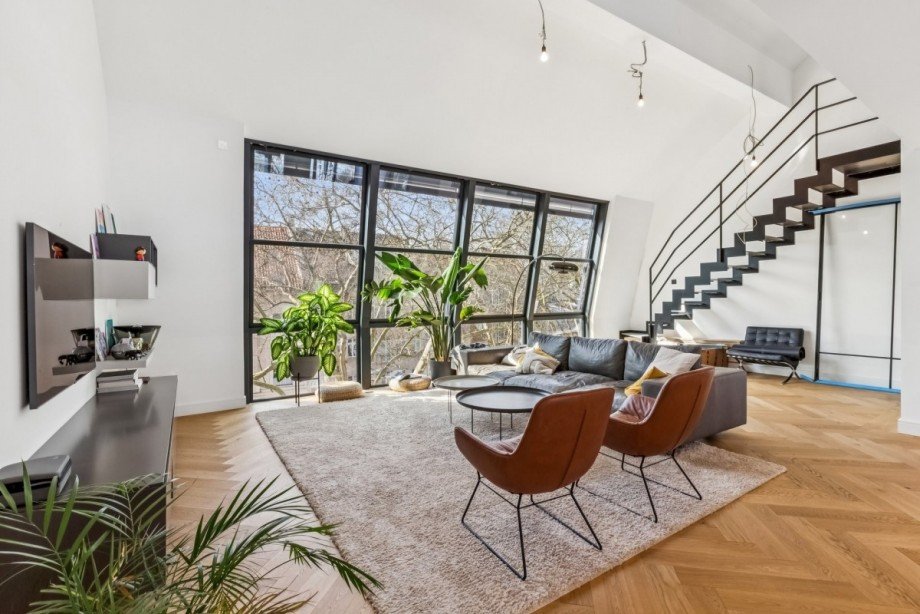 Wohnbereich mit Panorama Wohnung D�sseldorf