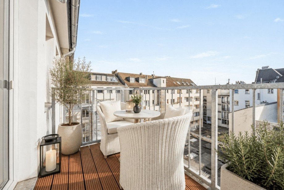 Balkon zum Essbereich Penthousewohnung D�sseldorf