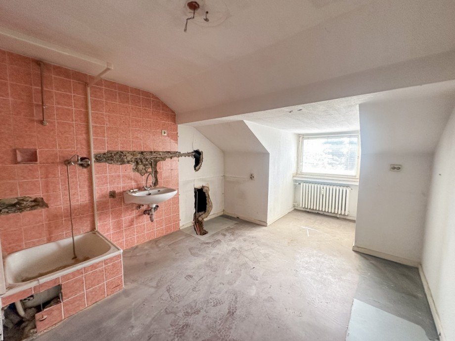 Badezimmer Dachgeschosswohnung D�sseldorf