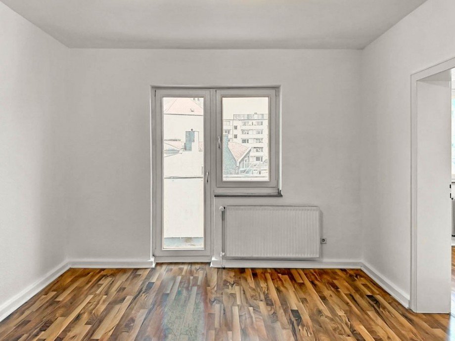 Arbeits-/ Ankleidezimmer Etagenwohnung D�sseldorf