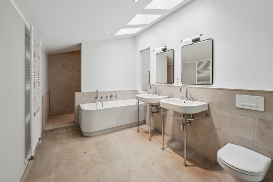 Dusche, Wanne, Tageslicht Loft-Studio-Atelier D�sseldorf