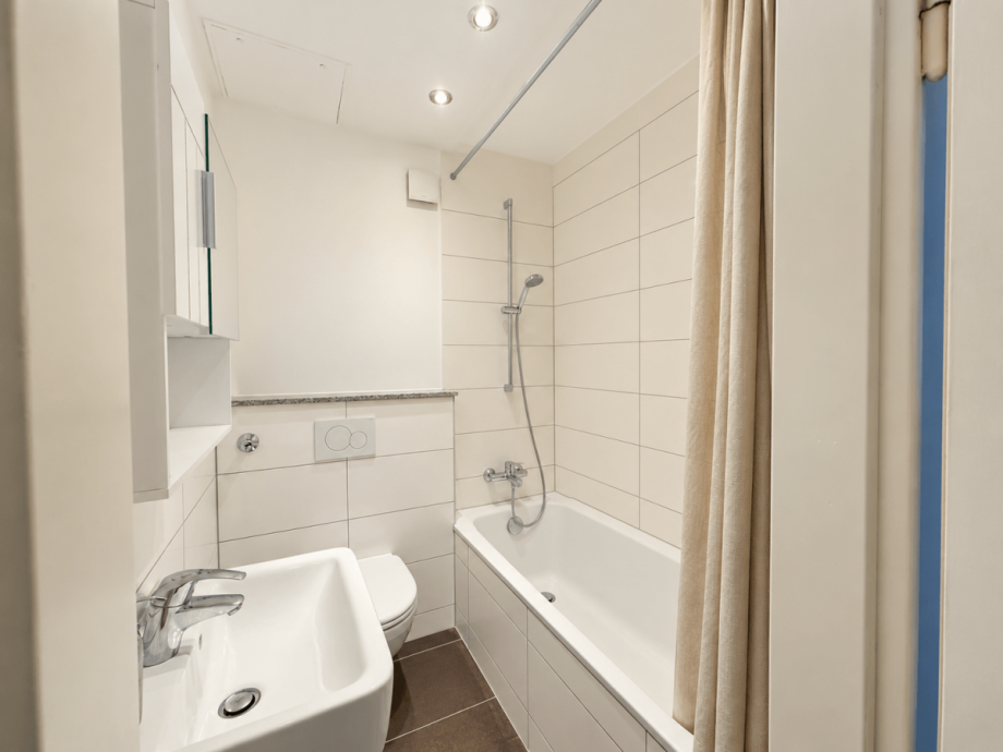 Wannenbad Etagenwohnung D�sseldorf