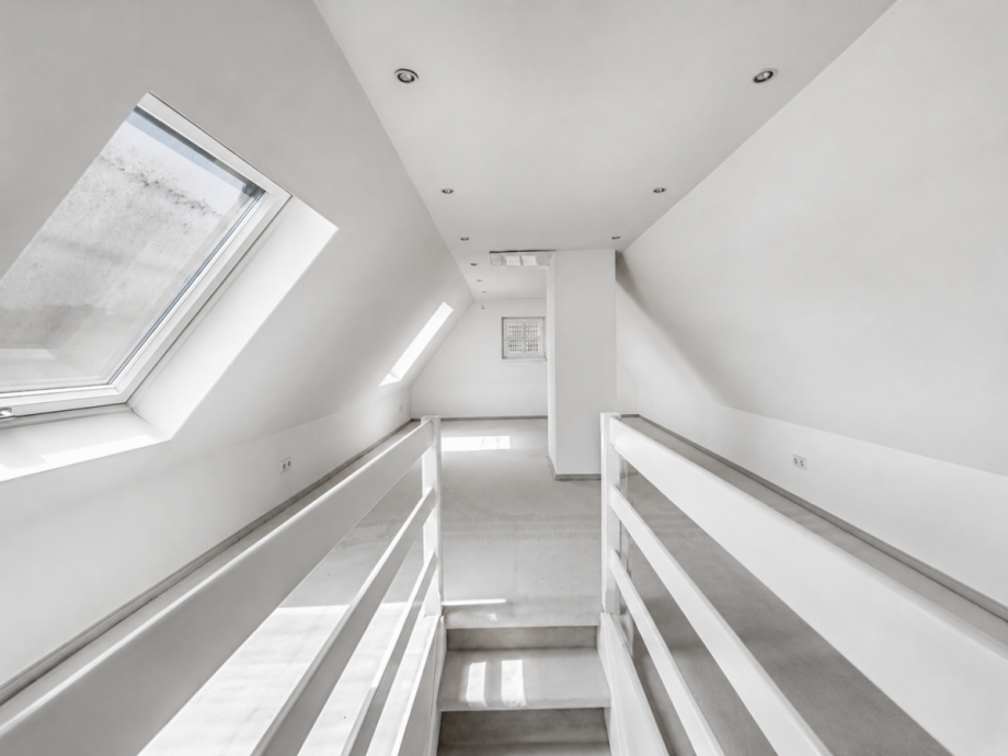 Spitzboden Einfamilienhaus D�sseldorf