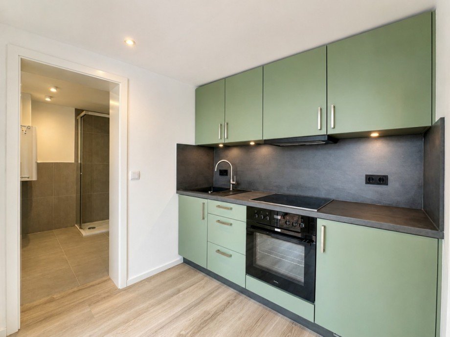 Einbauku Terrassenwohnung D�sseldorf