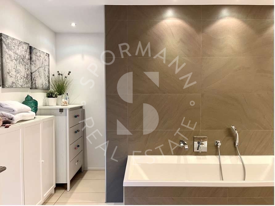 Badezimmer 2 Etagenwohnung D�sseldorf