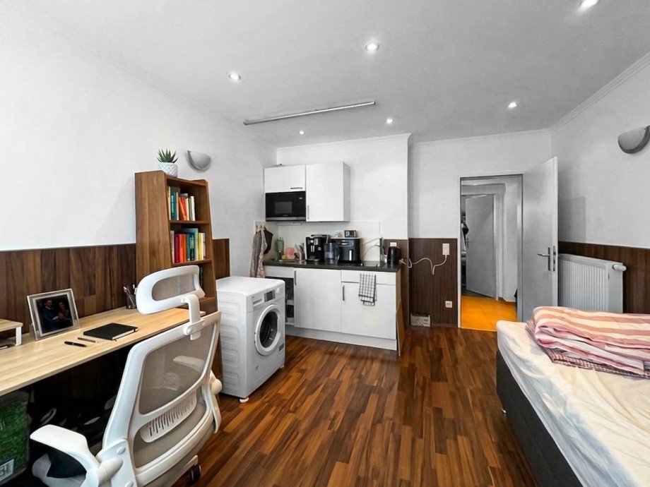 Wohn-/ Schlafzimmer Wohnung D�sseldorf