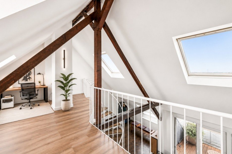 Empore / Arbeitsbereich Maisonettewohnung D�sseldorf