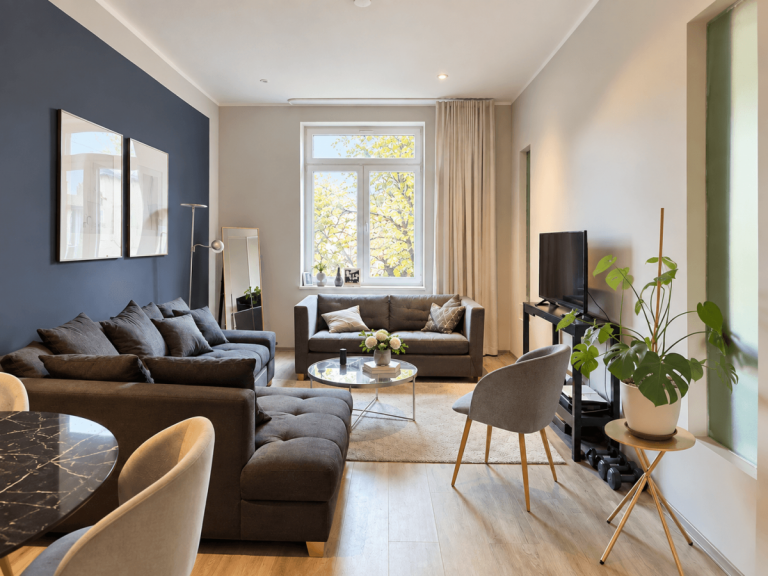 Wohnzimmer D�sseldorf Etagenwohnung Starke Kapitalanlage: M�blierte 2-Zimmer-Wohnung nahe Hauptbahnhof