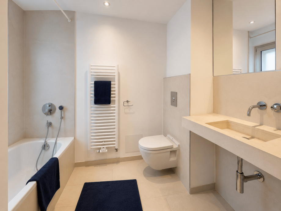 Wannenbad Maisonettewohnung D�sseldorf