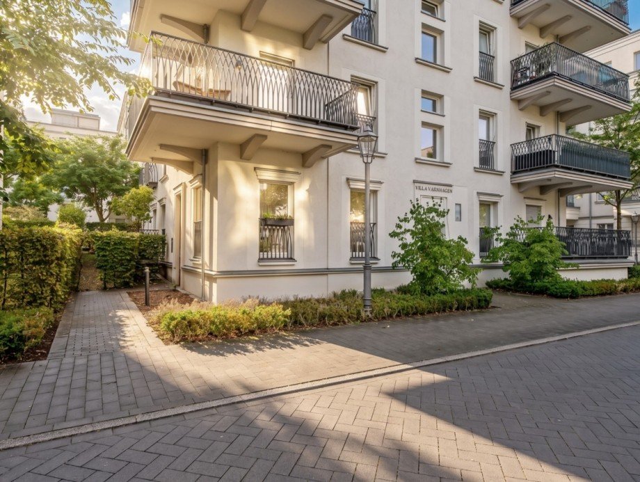 2. Au�ennsicht Etagenwohnung D�sseldorf