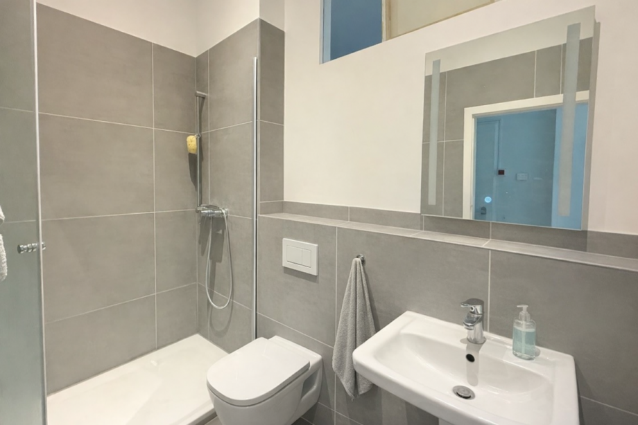 Duschbad Etagenwohnung D�sseldorf