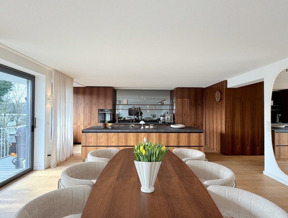 Essbereich zur K�che Etagenwohnung D�sseldorf