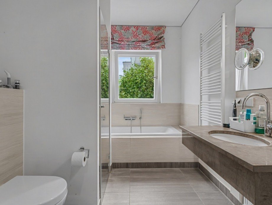 19. Badezimmer Etagenwohnung D�sseldorf