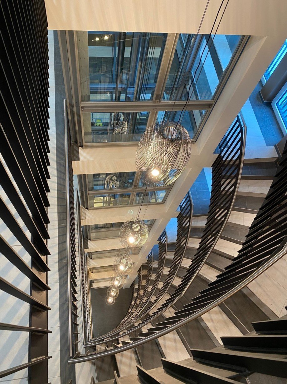 luxuri�ses Treppenhaus Etagenwohnung D�sseldorf