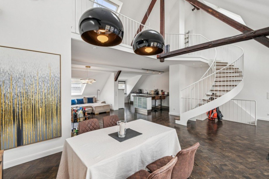 Herzlich willkommen! Maisonettewohnung D�sseldorf