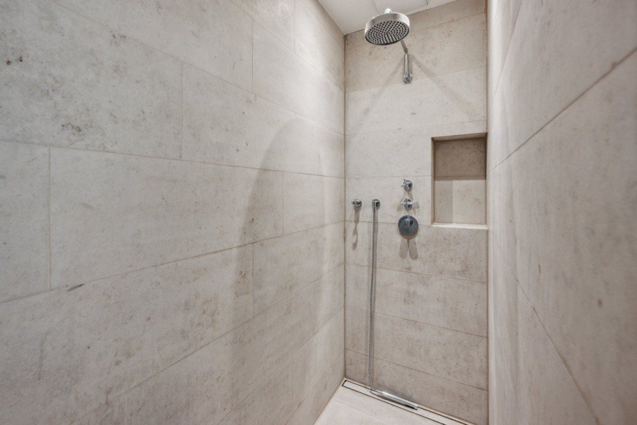 bodengleiche Walk-in-Dusche Loft-Studio-Atelier D�sseldorf