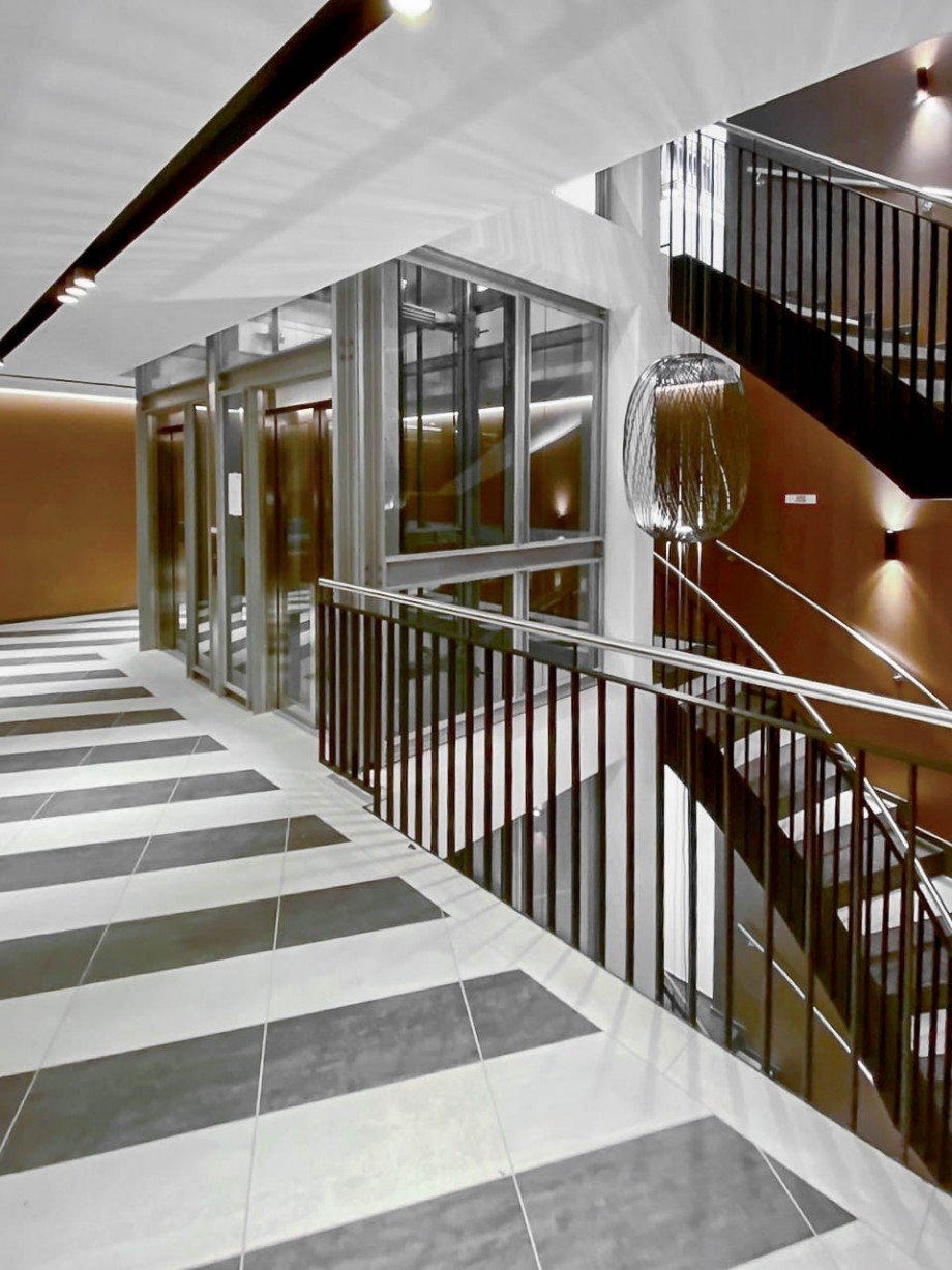 Gl�serner Aufzug Etagenwohnung D�sseldorf