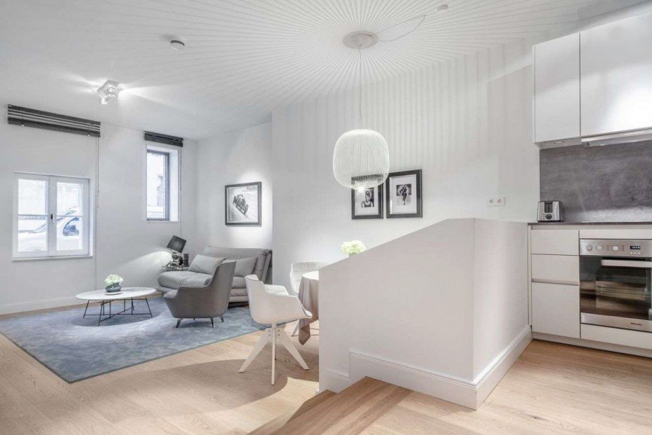 Wohn- und Essbereich Etagenwohnung D�sseldorf