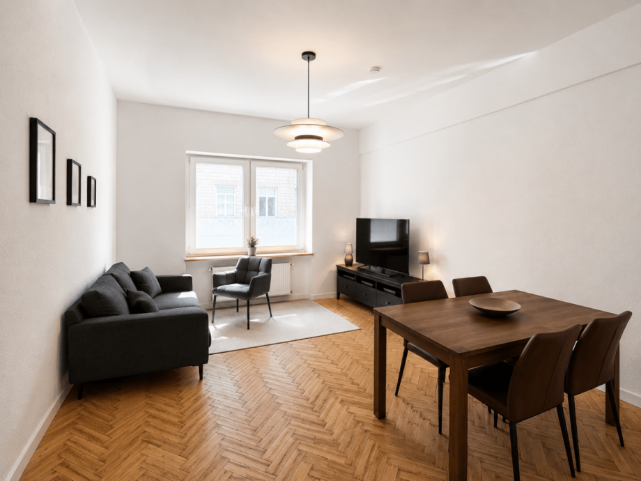 Wohn- und Esszimmer Etagenwohnung D�sseldorf