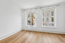 Schlafzimmer    Stockum: Exklusive Luxuswohnung auf park�hnlichem Grundst�ck