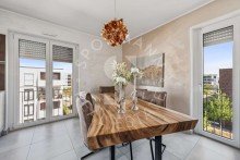 Essbereich Hochwertige 4-Zimmer-Wohnung mit zwei Balkonen in gefragter Wohnlage