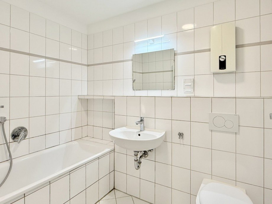 Badezimmer mit Potenzial Etagenwohnung D�sseldorf