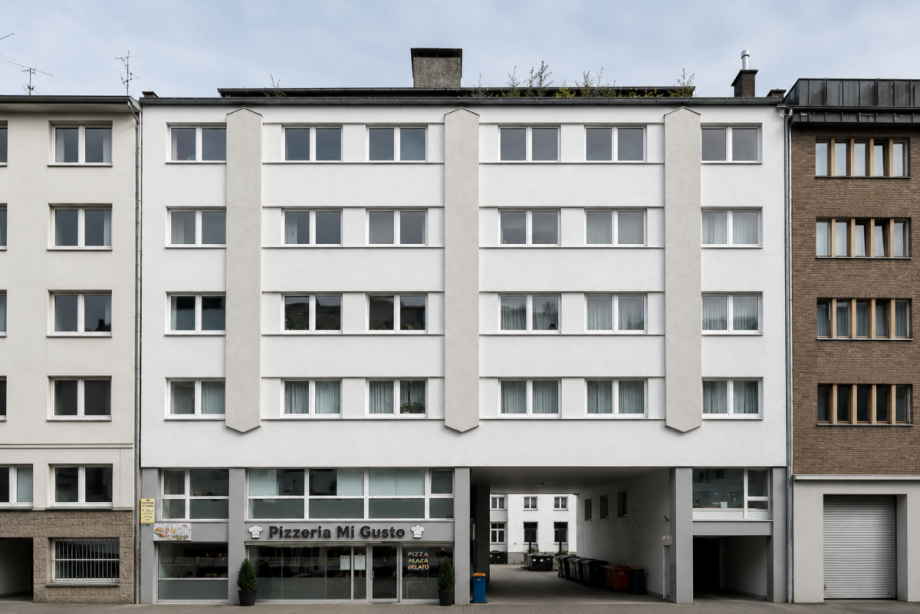 Vorderansicht Etagenwohnung D�sseldorf