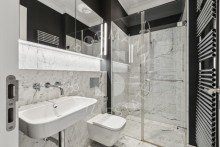 Badezimmer    Stockum: Exklusive Luxuswohnung auf park�hnlichem Grundst�ck