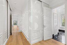 Ankleide    Stockum: Exklusive Luxuswohnung auf park�hnlichem Grundst�ck